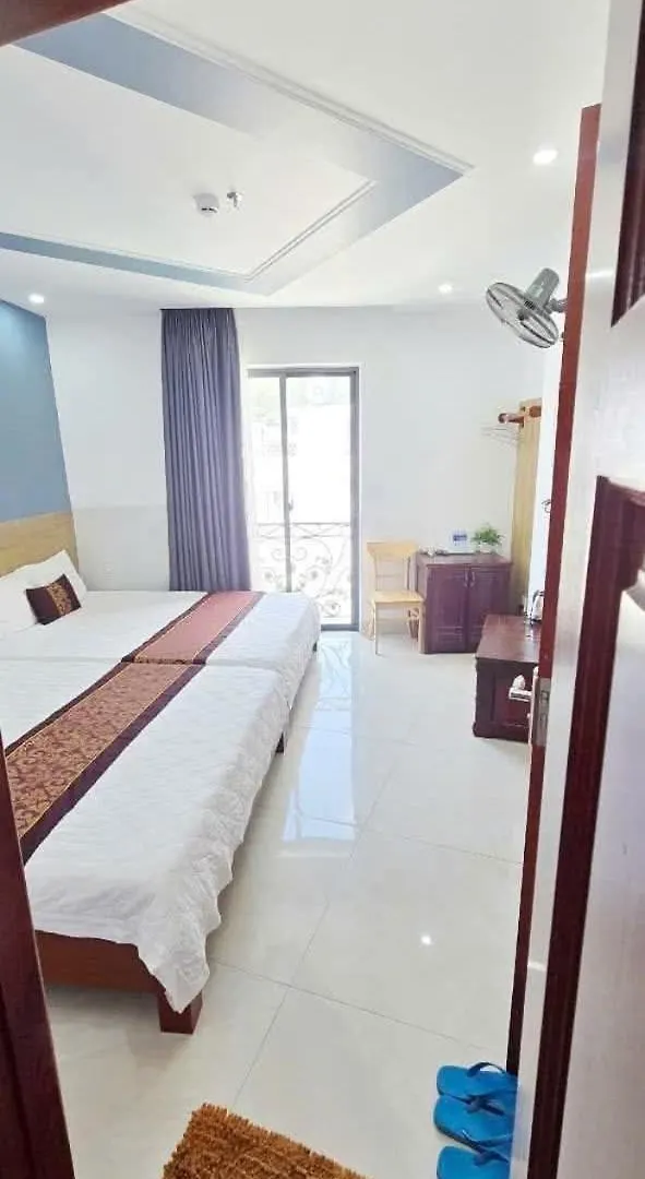 Lucky Hotel Vung Tau 2*,